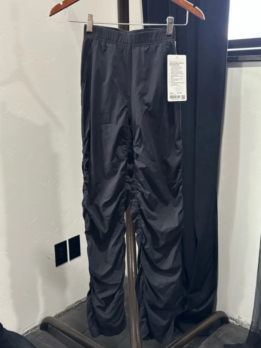 Lululemon dance studio slim fit high rise flared pant black size XXXS NWT - Picture 3 of 10